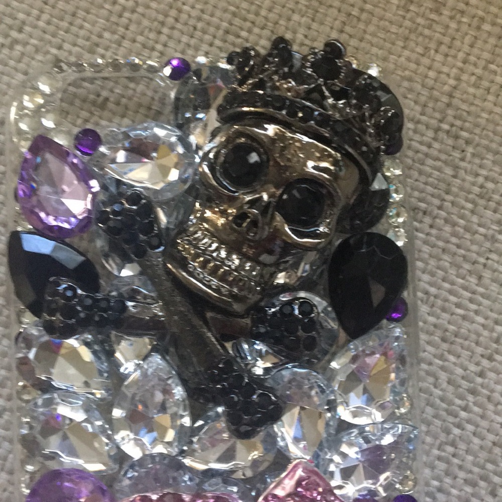 iPhone case - Picture 4 of 7